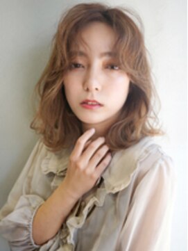 ラフィス ヘアー リアン 西宮北口店(La fith hair lien) 【La fith】 シアーベージュ×ミディアム