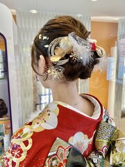 卒業式　水引　金髪　髪飾りヘアセット　着物ヘア