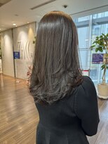 ザック ヴィ(ZACC  vie)&nbsp;グレージュ　レイヤーカット　20代30代40代