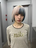 レコ 渋谷(LECO) ホワイトと水色のハイトーンデザインカラー