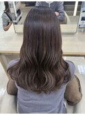 ブラウンベージュ