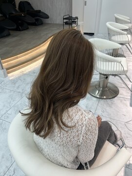 ロンドルピナス 小倉(Lond Lupinus) 顔型別ヘアスタイル特集 /チェリーブラウン /ミニウルフ/北九州