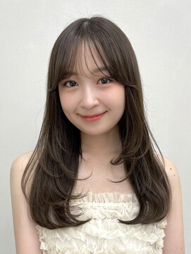 オーラ オモテサンドウ(Aura omotesando) 透明感カラー×似合わせレイヤーカット