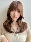 くびれ韓国スタイル/柔らかベージュカラー/顔周りカット