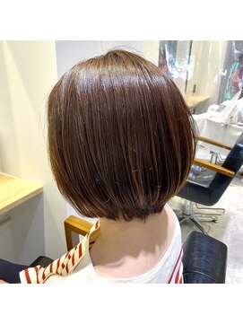 リタ(rita.) 艶髪ボブ×オージュアトリートメント◎荻原圭介