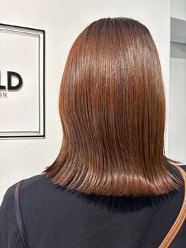 ギルド 東久留米店(GUILD) 艶ブラウンの切りっぱなしミディ