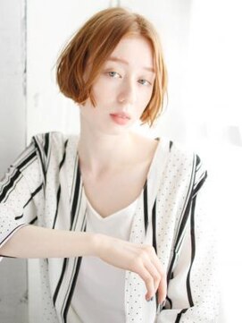 ナル 白山神社参道通り店(nalu) センターパートのニュアンスカールボブスタイル