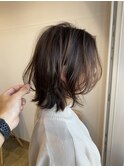 くびレイヤー大人グレージュカラー