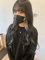 クマ(kuma.)&nbsp;インナーカラーベージュシルバー