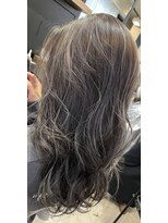 アルマヘア(Alma hair) 細めハイライトカラー