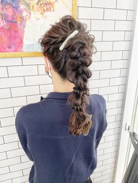 リール(THE RIRE.) ＊THE  RIRE. 結婚式お呼ばれ×ロングヘアアレンジ＊