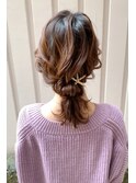 ローポニーヘアアレンジ