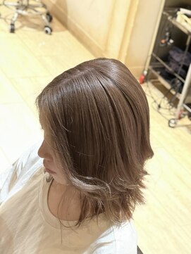 アレクサンドルオブカラーズカナザワ(ALEXANDRE OF COLORS KANAZAWA) グレージュ