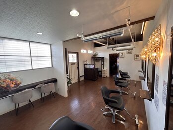 ララ(LaLa)の写真/どなたでも気兼ねなく通えるアットホームな雰囲気が◎一人一人に合わせた丁寧な施術で、理想のスタイルに♪