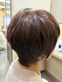 ヒロ(HIRO)の写真/40～50代女性のショートメンテナンスカットがウリのサロン！歴の長いスタイリストが揃っています！