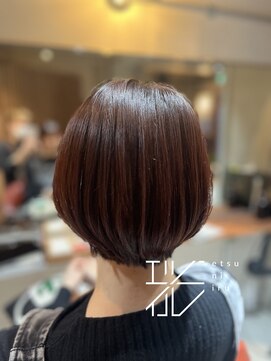 エツニイル(etsuniiru) ほんのりピンク☆ショートボブ