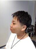 ブルーブラック　スパイキーショートフェード　アイロンパーマ08