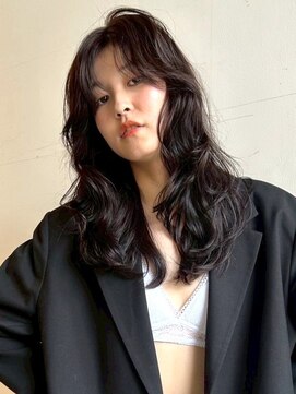 パークヘア 天神大名(parc hair) 外国人風ヘア ウェーブヘア レイヤーカット 顔周りカット 艶髪