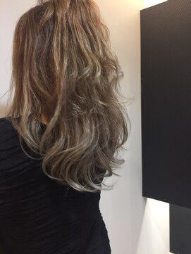 ディーヘアーデザイン(d.HAIR DESIGN) 透明感カラー