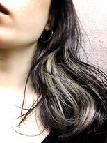 ヘアサロンM 新宿&nbsp;インナーカラー☆シナモンベージュ【担当.伊藤】