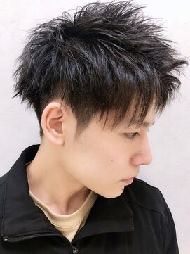 カイノ 鹿児島センテラス天文館店(KAINO) ★刈り上げ×黒髪ショート