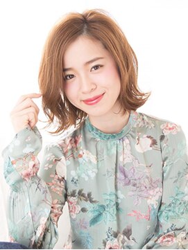トップヘアー ガーデンヴィラ 安城(Garden Villa) ゆるいカールで大人フェミニンボブ