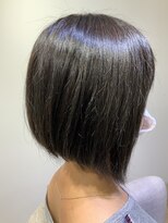 ユーネリー(U-NERY)&nbsp;前下がりボブスタイル