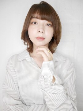 シュシュ(shushu) ミディアムレイヤー/ペールベージュ【有海一生】20代30代40代
