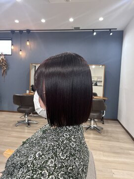 ルル 宇都宮(Loulou) 酸性ストレート×切りっぱなしボブ