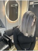 バレイヤージュ　アッシュカラー　シルバーカラー　ダブルカラー