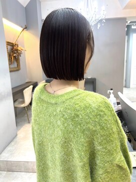 オズ 安積店(OZ) ダブルカラー外ハネボブインナーカラーハイライトケアブリーチ