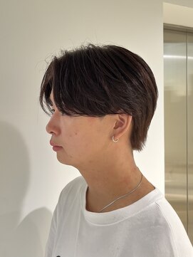 オットット(OttottO) センターパートウルフ