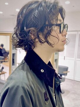 サーカス 町田(circus) [メンズでもレディースでもボブ＋スパイラルパーマ]