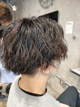 ライズ 綾瀬店(RISE) ☆Instagramで話題沸騰中☆縦落ちツイストスパイラルパーマ！！