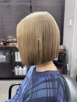 キャリー(Caly)&nbsp;ブリーチ/韓国風/髪質改善/縮毛矯正/レイヤー/バレイヤージュ