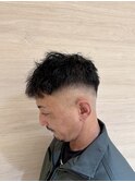 フェードカット×ツイストパーマ/大人メンズスタイル