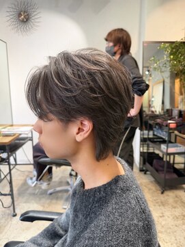 ヘリム(HELIM) フェザーショート