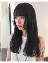 シー.(SHE.)&nbsp;ロング×ウェーブパーマ
