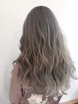 アンベリール 大名(Embellir) ブリーチ 縮毛矯正