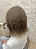 ミルクティーベージュ
