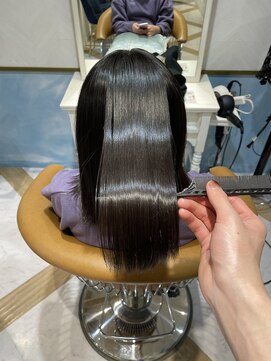 ロンド ストラーダ 心斎橋(Lond strada) ふんわりカールヘルシースタイルショコラアッシュ