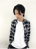 黒髪センターパートウルフ