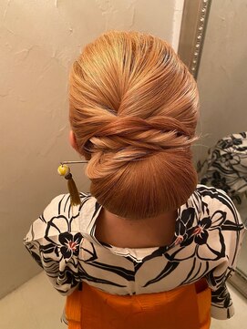 サロンドワン(SALON DE 1) #和装シニヨン