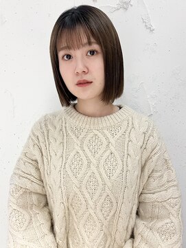 ラミエ バイ メルト 吉祥寺(lamie by melt) "久保田"フルバング切りっぱなしボブグレーベージュ縮毛矯正