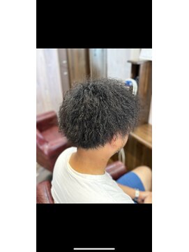 リリーヘアー(Lilly hair) ツイストパーマ