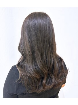 アッシュ 町田駅前通り店(Ash) 外巻きで簡単コテ巻きスタイリング