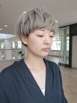 ビュートリアム 神戸(BEAUTRIUM)&nbsp;ハイトーンの丸みマッシュショート/ショートカット/ショートヘア