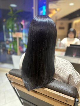 ヘアリゾート粋 ティガ 池袋店(tiga) 艶髪/ストレートロング/黒髪ロング