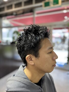 ヴェニヴィディヴィッチ(VENI VIDI VICI) スパイキーショート