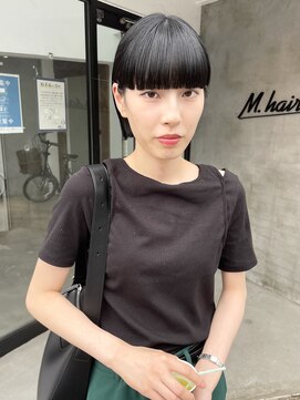 ステラ(stella.) 重め前髪、黒髪ボブ